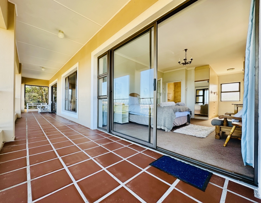 4 Bedroom Property for Sale in Vermont Western Cape